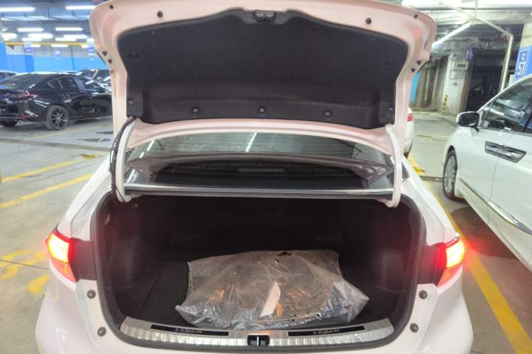 Used Toyota Levin 2022 Dual-Engine 1.8H E-CVT Luxury Edition
