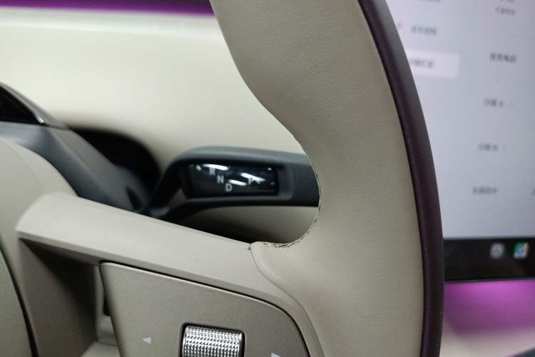 Used Xiaomi Auto YU7 2025 Ultra-Long Range All-Wheel Drive Pro Version
