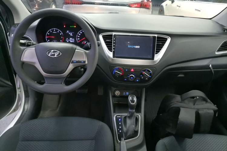 Used Hyundai Verna (new generation) 2016 1.4L Automatic Cool Edition GLS