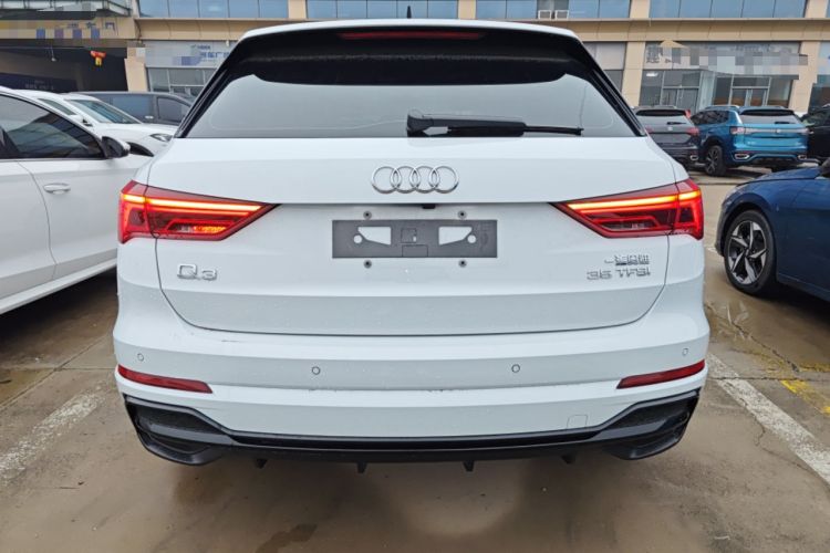 Used Audi Q3 2023 35 TFSI Fashion Dynamic Model (1.4T)