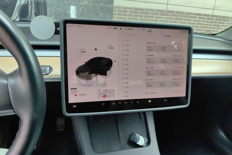 Used Tesla Model 3 2022 Rear-Wheel-Drive Version Audio And AC Panel