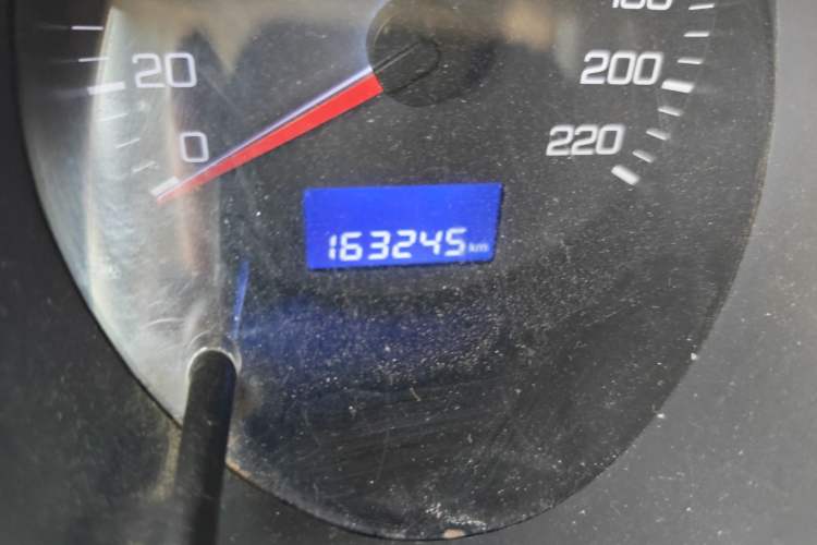 Used Dongfeng Aeolus H30 2012 CROSS 1.6L Manual Luxury Model