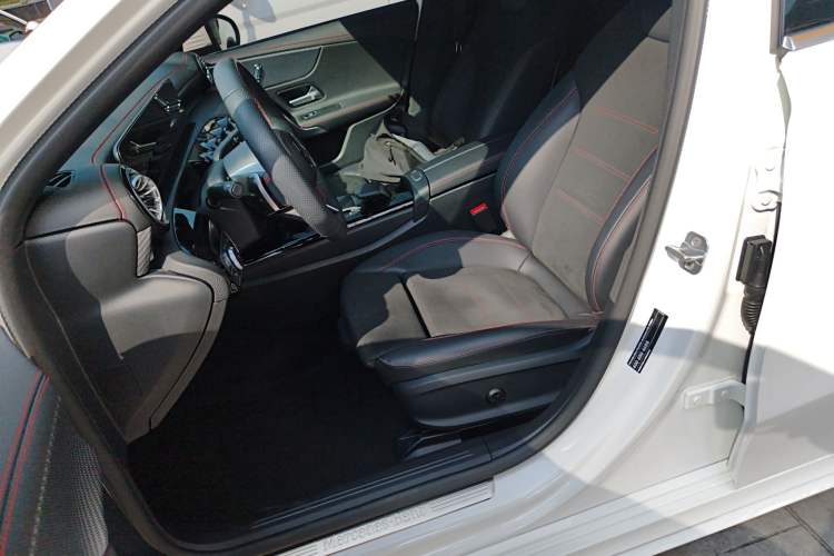 Used Mercedes-Benz A-Class 2024 A 200 L Fashion Model Left Front Seat