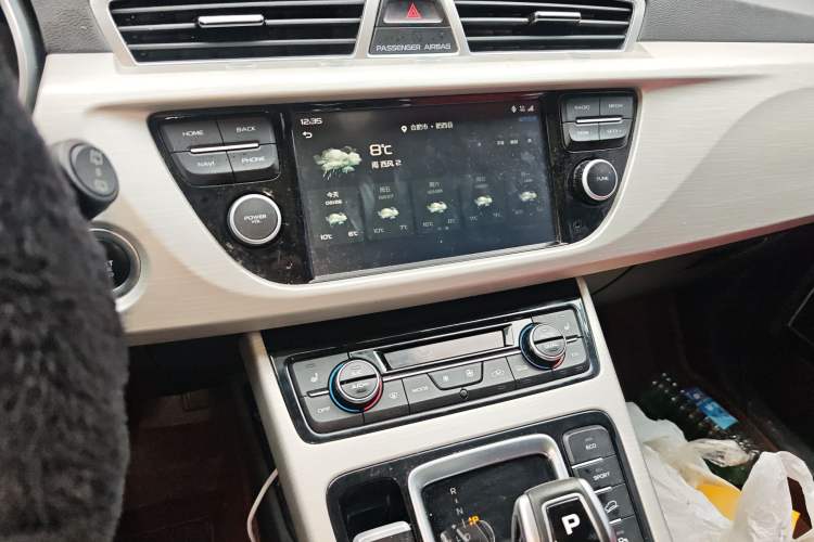 Used Geely Auto Emgrand X7 Sport 2020 1.8TD DCT Two-Wheel Drive Smart Connect 4G-Enabled Version