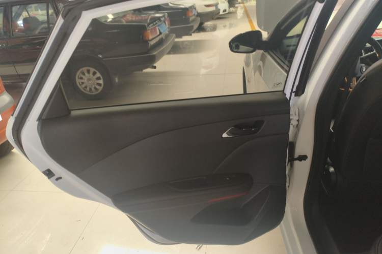 Used Chevrolet Monza 2019 RS 330T Automatic Comfort Edition China VI Standard