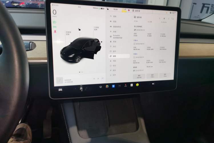 Used Tesla Model Y 2022 Rear-Wheel-Drive Version
