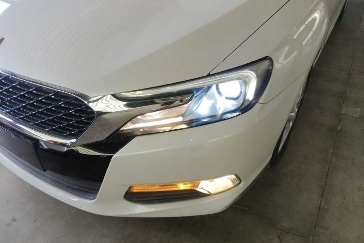 Used DS 5LS 2016 1.6T Style Edition THP160