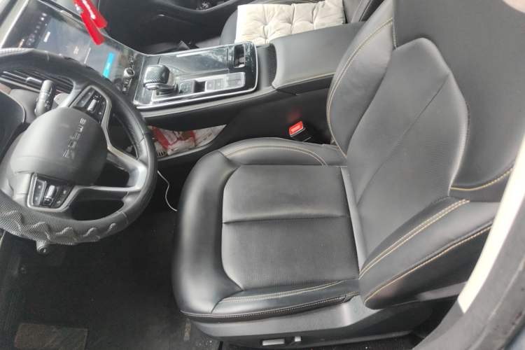 Used Roewe i6 MAX 2020 300TGI Automatic "Swell Cool Smart Drive" Edition