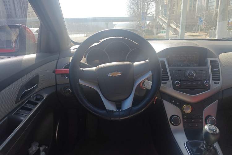 Used Chevrolet Cruze 2013 1.6L SL Grand Edition Manual Transmission