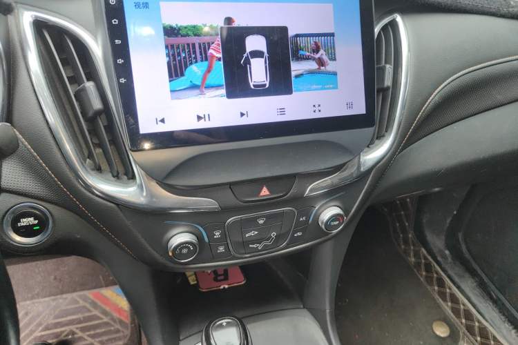 Used Chevrolet Equinox 2019 535T Automatic Chijie Edition China VI Audio And AC Panel