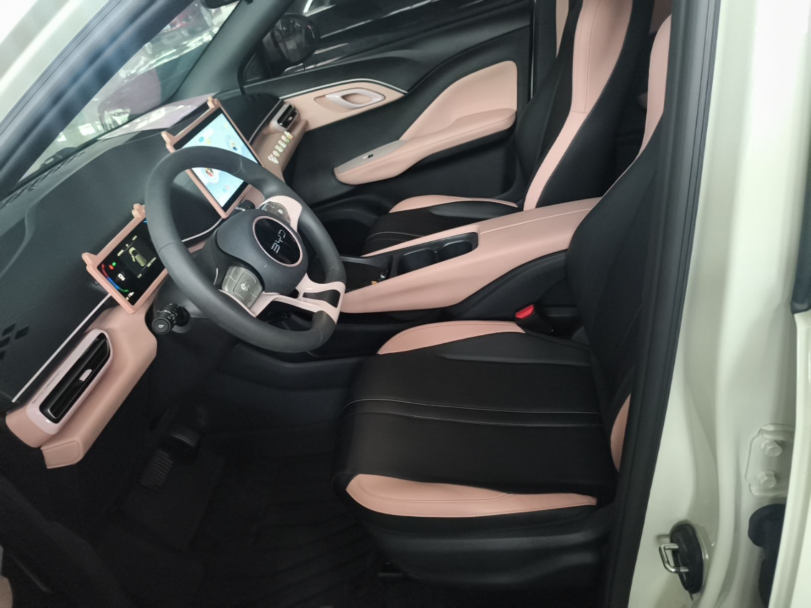 Vordere Reihe im Auto
