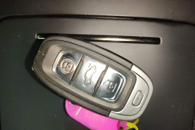 Used Hongqi H7 2018 2.0T Elite Edition
