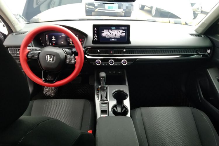 Used Honda Integra 2025 240TURBO CVT Tech Edition Center Console