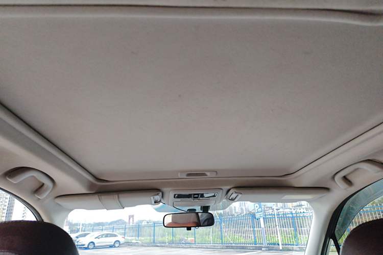 Used Subaru Forester 2016 2.5i Prestige Navigation Edition
