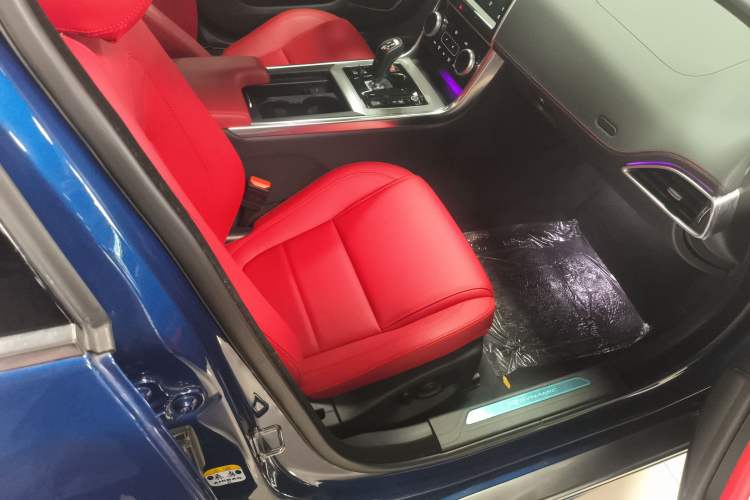 Used Jaguar XEL 2021 2.0T 250 PS R-DYNAMIC S Advanced Sport Edition Right Front Seat