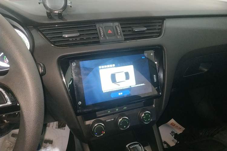 Used Skoda Octavia 2021 1.5L Automatic Comfort Edition
