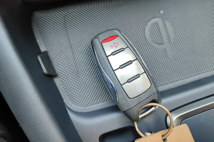 Used Haval F7 2019 2.0T Two-Wheel Drive i-Van China V standard