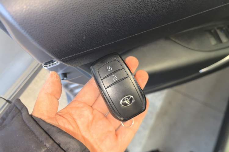 Used Toyota FRONTLANDER 2022 2.0L CVT Leading Edition
