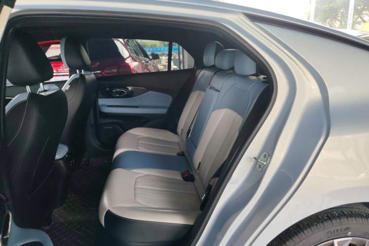 Used GAC Trumpchi EMPOW 2023 Shadow Leopard H Smart Hybrid Edition
