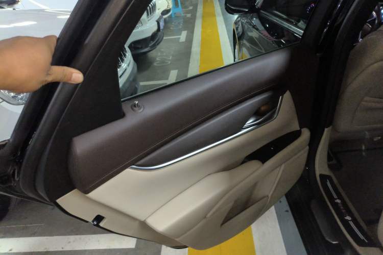 Used Cadillac XTS 2015 28T Comfort Model