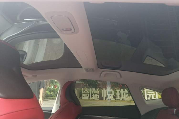 Used XPeng P7 2023 P7i 610 Max Performance Edition Headliner