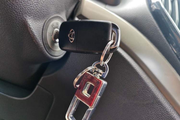 Used CHANGAN OSHAN CX70 2016 1.6L Manual Luxury Model