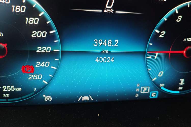 Used Mercedes-Benz GLC 2022 Refreshed GLC 300 L 4MATIC Dynamic Edition
