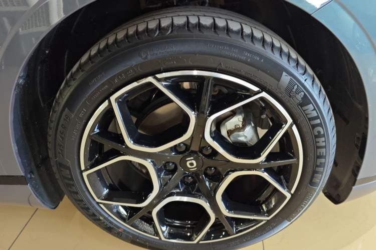 Used CHANGAN NEVO A07 2025 Range-Extended "True Fragrant" Edition 230 Flagship Model
