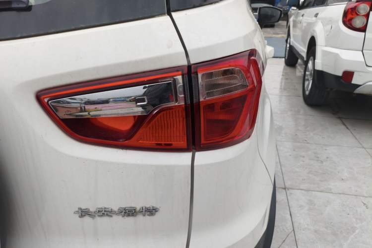 Used Ford EcoSport 2017 1.5L Manual Fashion Model