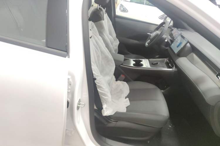 Used BYD Qin PLUS  Right Front Seat