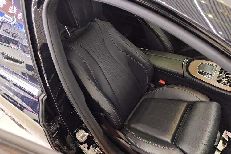 Used Mercedes-Benz E-Class 2020 Facelift E 260 L