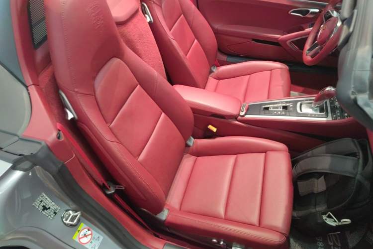 Used Porsche 718 2022 Boxster 2.0T Right Front Seat