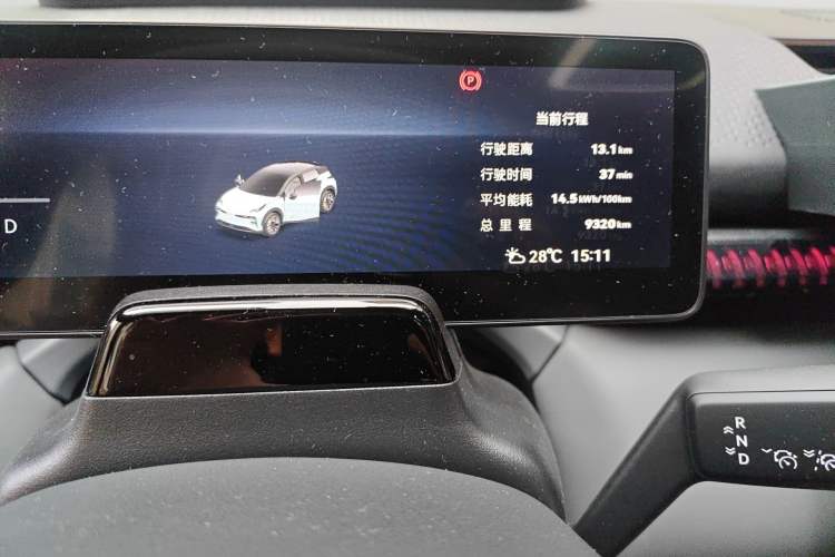 Used Zeekr X 2025 5-Seater Four-Wheel Drive Sport Version Odometer Close Up