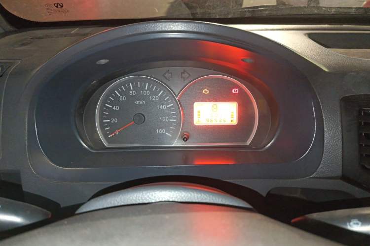 Used BAIC Weiwang 307 2014 1.2L Standard A12 Odometer Close Up