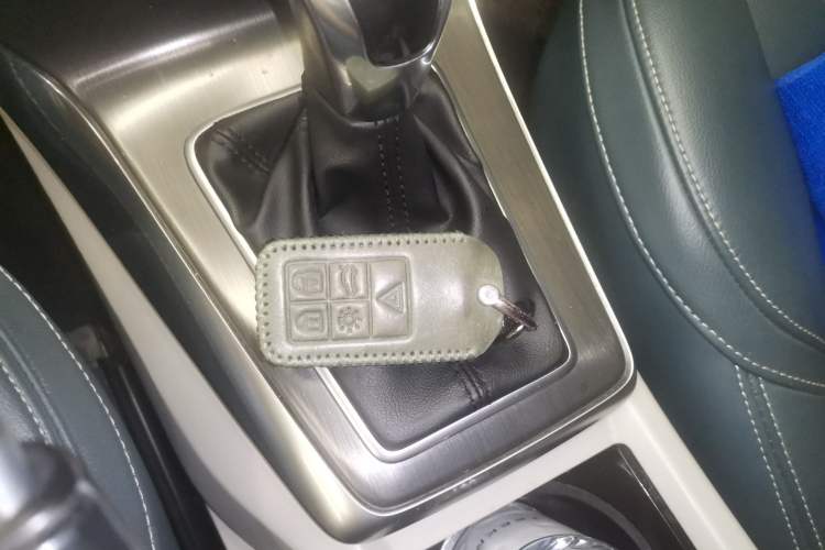 Used Volvo V40 2014 2.0T Zhiya Edition