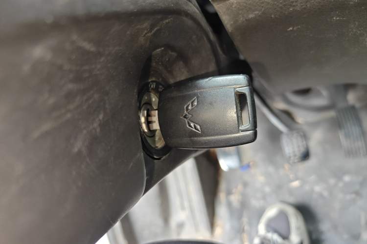 Used Wuling Rongguang 2014 1.2L S Base Model