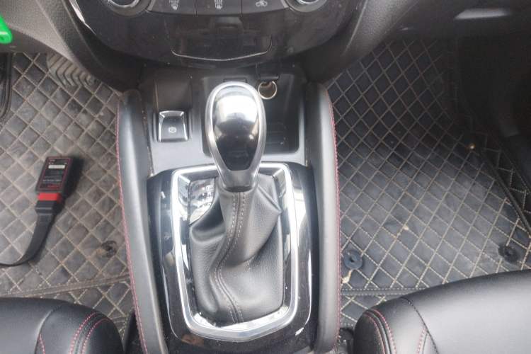 Used Nissan Qashqai 2019 2.0L CVT Smart Enjoyment Version Gear Lever