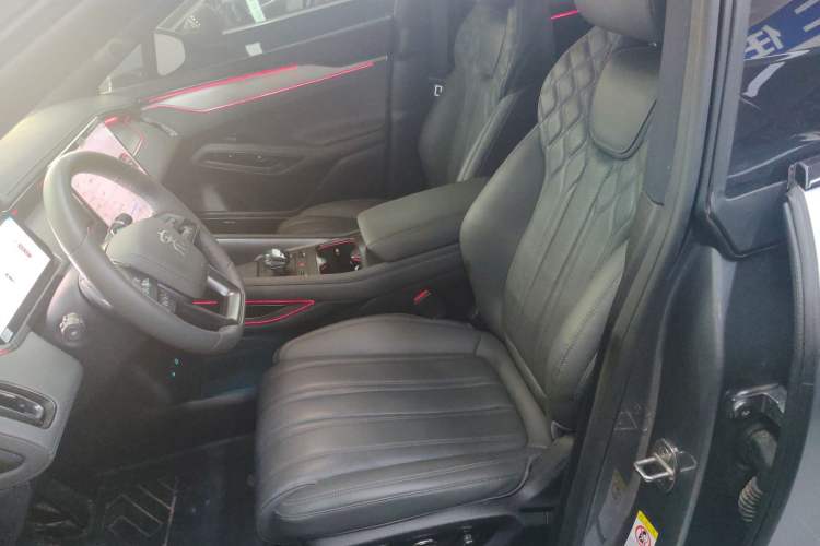 Used BYD Song L EV 2025 Intelligent Driving Version 662 km LiDAR Excellence Edition
