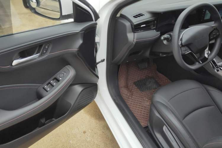 Used Roewe i5 2023 1.5L CVT Luxury Edition