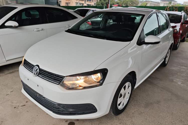 Used Volkswagen Polo 2016 1.4L Manual Fashion Model