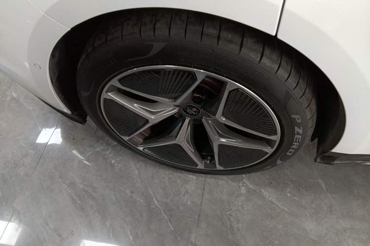 Used Lotus EMEYA 2024 EMEYA L+
