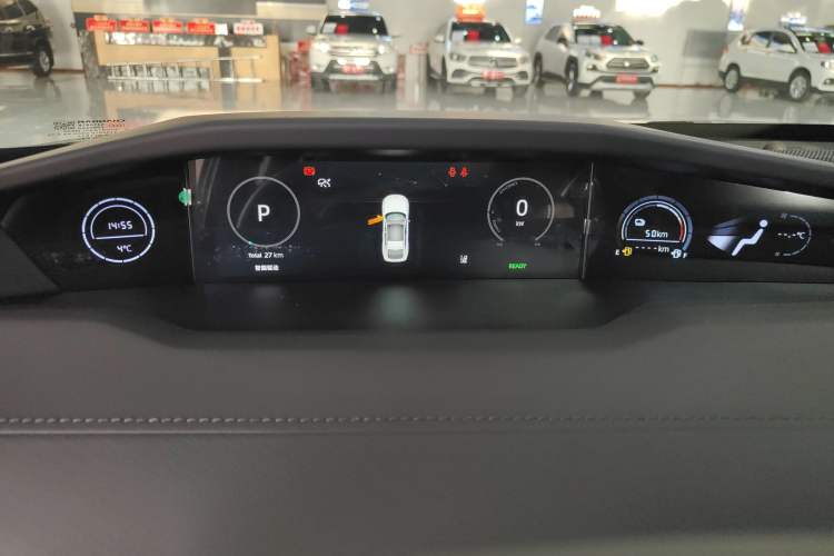 Used Changan UNI-V iDD 2024 Blue Whale Smart Electric iDD 136km Luxury Model
