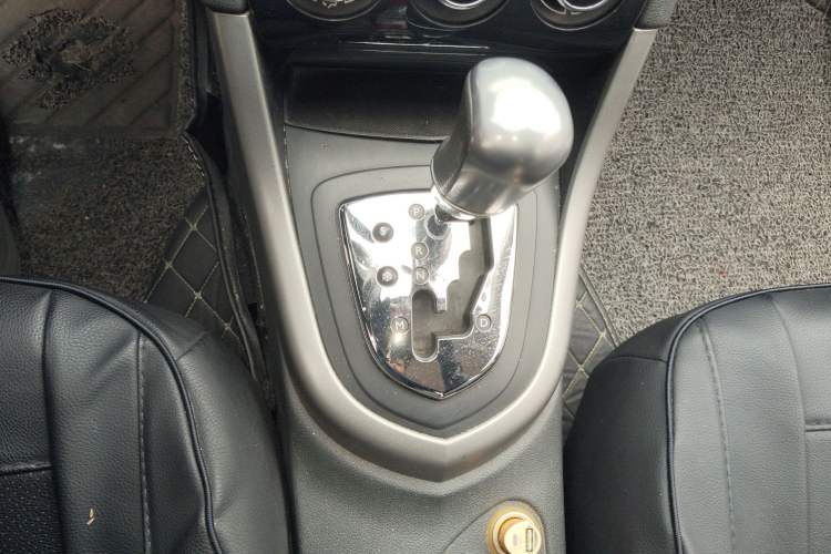 Used Peugeot 408 2013 2.0L Automatic Comfort Edition
