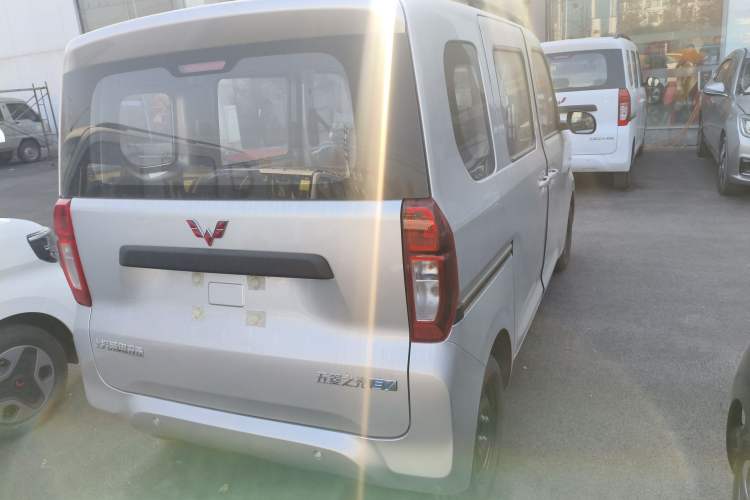 Used Wuling Zhiguang New Energy 2025 Comfort Model