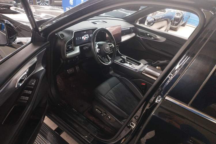 Used GAC Trumpchi GS8 2022 Flagship Series 2.0 TGDI Two-Wheel-Drive Prestige Edition (7 Seats) Driver Seat