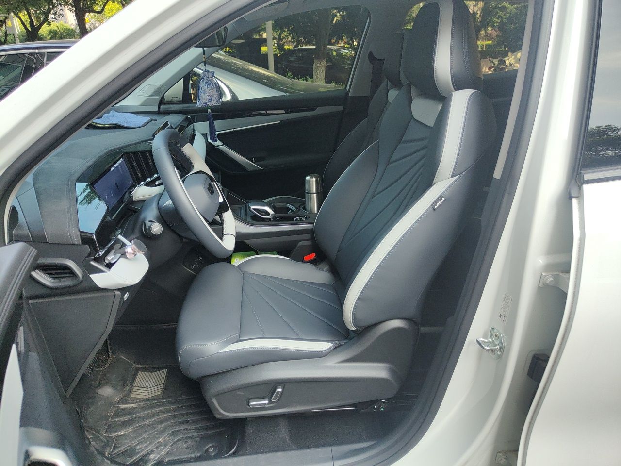 Geely Auto FX11 2023 1.5TD DCT Glory Edition — снимка 15