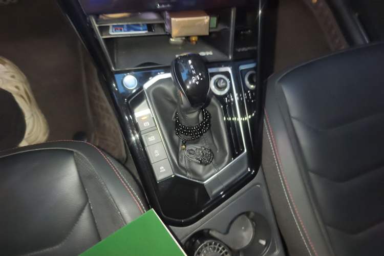 Used Volkswagen Tayron 2020 330TSI Two-Wheel Drive Luxury Smart Connectivity Version
