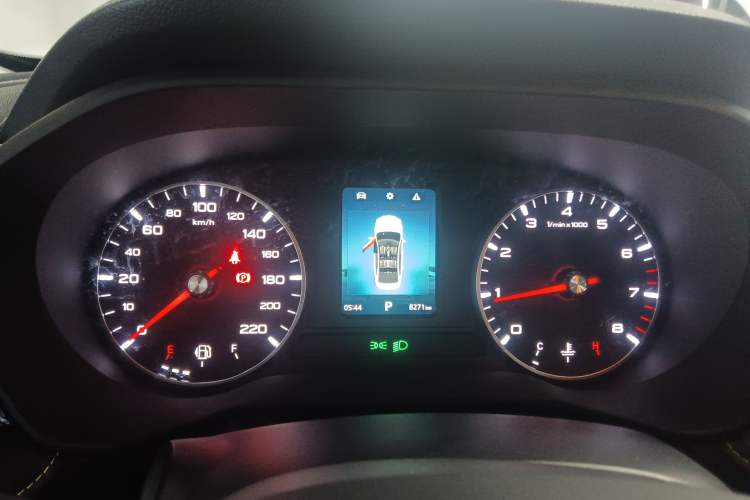 Used Roewe i5 2021 1.5L CVT Platinum Edition Instrument Cluster