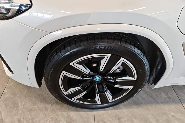 Used BMW iX3 2024 Leading Model
