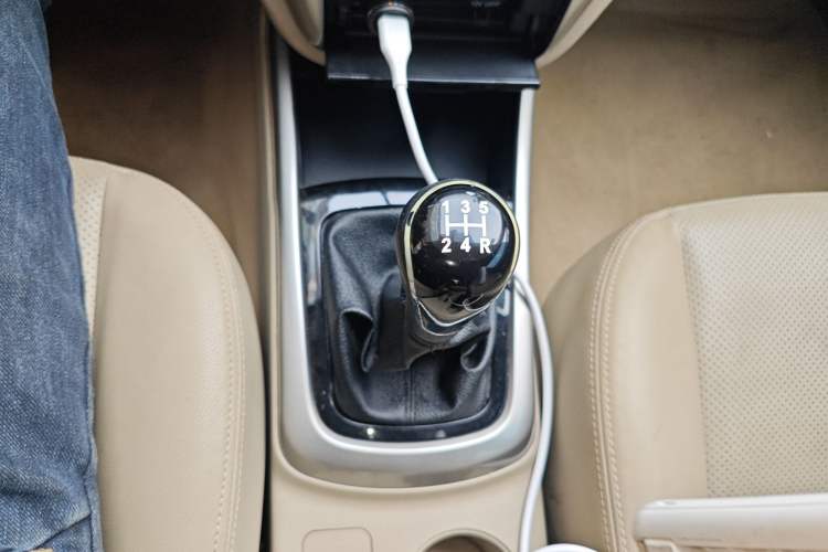 Used Changan Eado 2012 1.6L Manual Shuya Model China IV Standard
